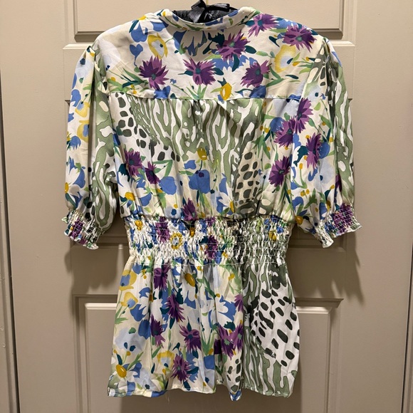 Unique Spectrum Multicolor Floral Ruffle Top - Picture 2 of 10